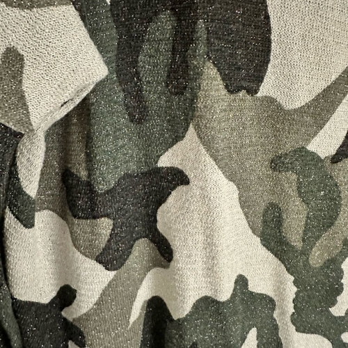 New Look camouflage blouse like new with silver detail