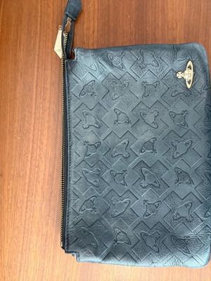 Vivienne Westwood μαύρη τσάντα μεταχειρισμένη με δύο θήκες