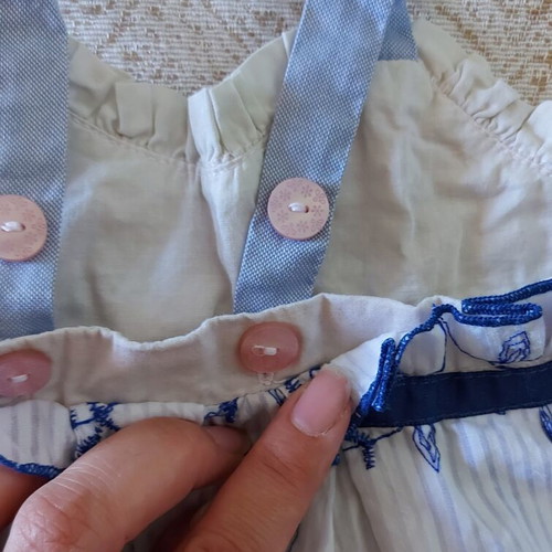 Dress Marasil used for 12 months adjustable straps