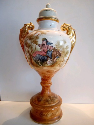 Large porcelain vase, 38 cm