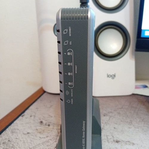 Linksys WAG200G Wireless-G ADSL Home Gateway like new
