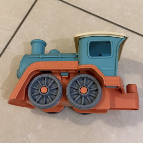 Toy Train like new