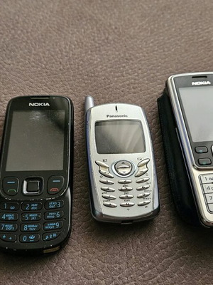 Phones Nokia 8210, Nokia 6303, Nokia 6300 and Panasonic G51 used