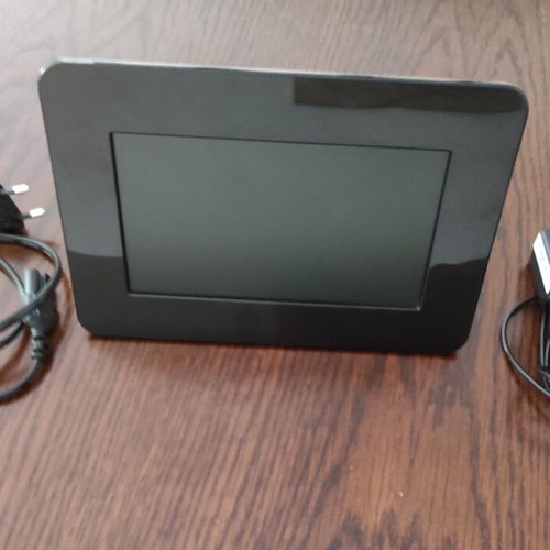 Samsung SPF-71ES 7'' digital photo frame like new