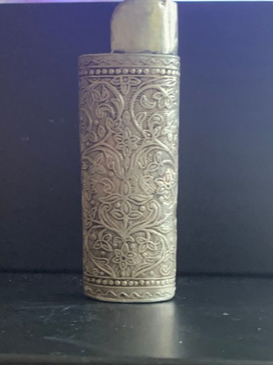 Ασημένια θήκη αναπτήρα Bic μεταχειρισμένη, σκαλιστή για μεγάλο αναπτήρα