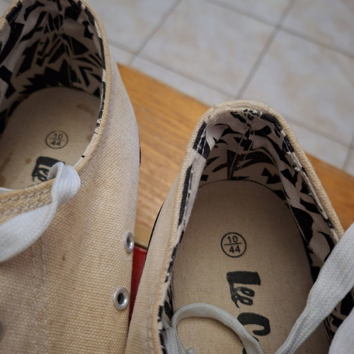 Lee Cooper sneakers canvas size 44 used, white beige