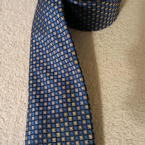 Chaps men's tie blue with gold check, 100% polyester, new