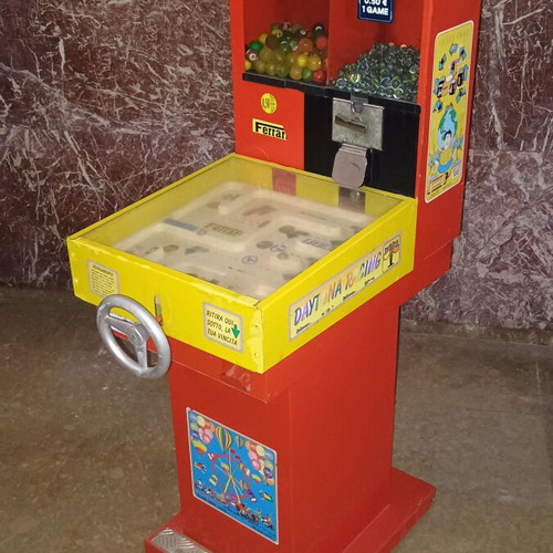 Daytona Italian sturdy crazy ball vending machine