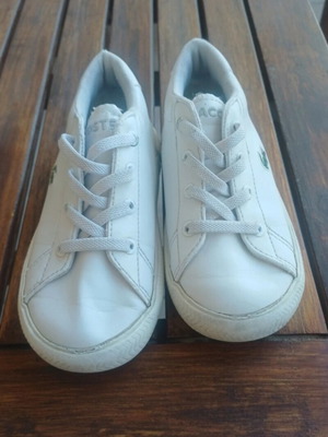 Lacoste kids shoes size 25 white used
