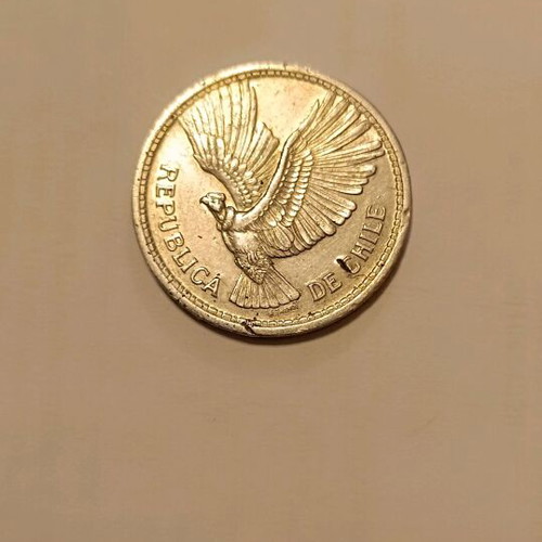 Chile 1957 coin 10 pesos like new