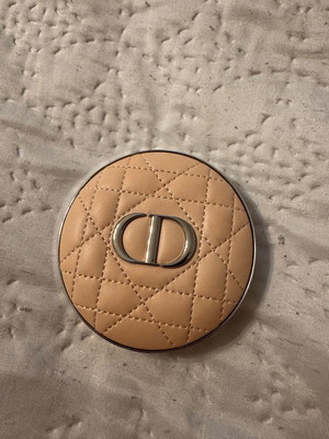 Dior πούδρα μεταχειρισμένη 02 light