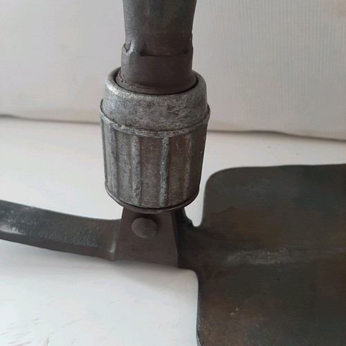 Military entrenching tool 1940 used with original handle