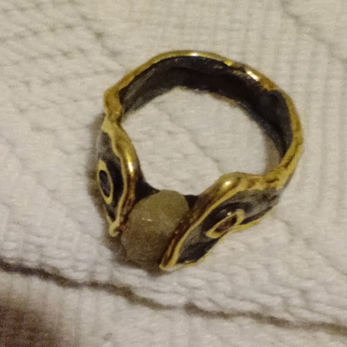 Silver 925 ring with raw yellow sapphire and spinels, like new