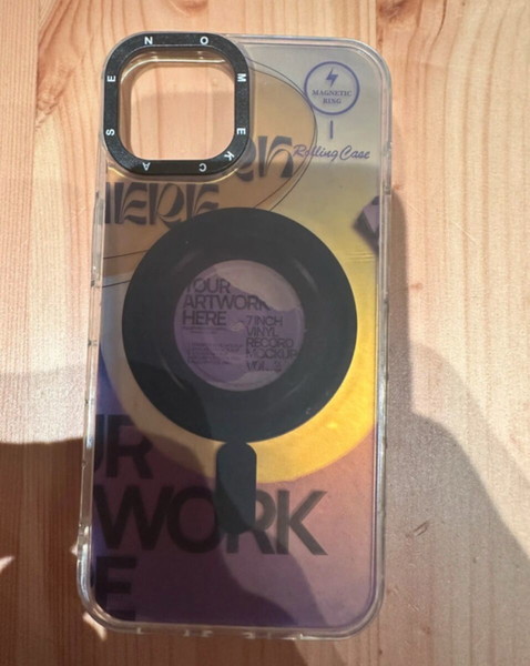 Πολύχρωμη  θήκη για iPhone 13