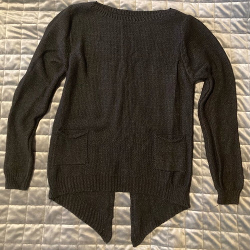 Knitted women's sweater like new, size M, black