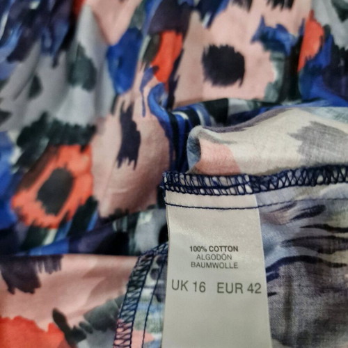 River Island dress with floral pattern, size L, like new