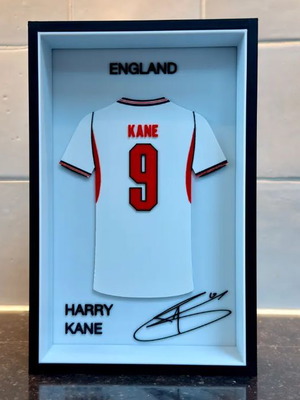 3D принтирана декоративна рамка Kane England по поръчка