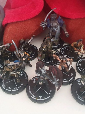 WizKids Mage Knight miniature set of 12 used figures