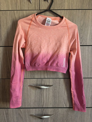 Gymshark Woman Top like new, pink and orange, size S