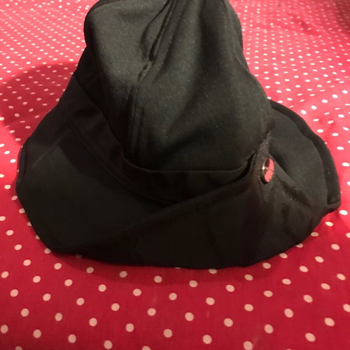 Armani Jeans black hat like new, waterproof, polyester