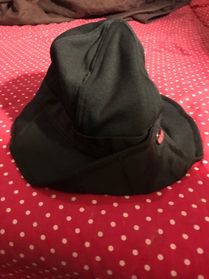 Armani Jeans black hat like new, waterproof, polyester