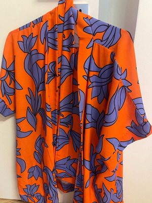 Set black and orange like new