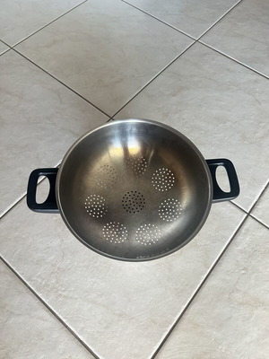 Stainless Steel Colander like new