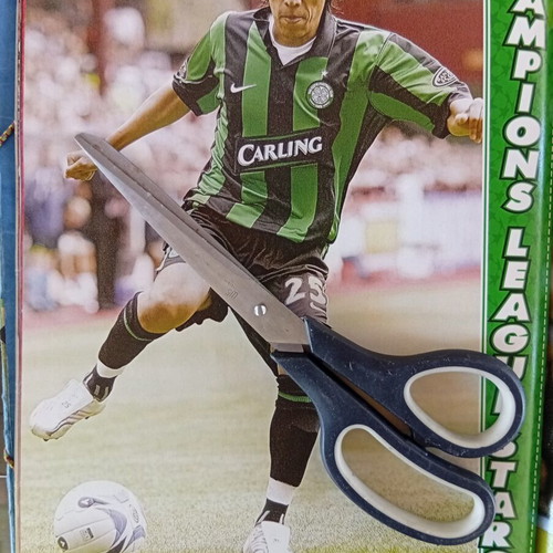 Match Football Magazine Issue 12-18/9 2006 like new with Tottenham posters