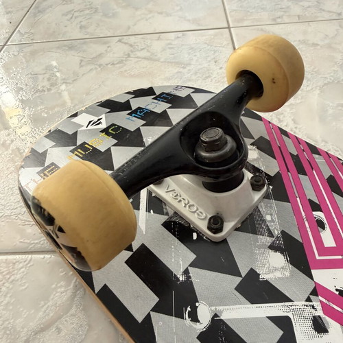 Choke Ghettoblaster 2 skateboard used, perfect for kids and beginners