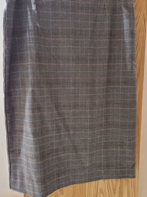 Μιντό καρό φούστα H&M σαν καινούργια, νούμερο 44 πολύχρωμη