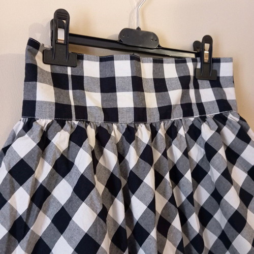 Mini skirt used, high-waisted, size Small with lining