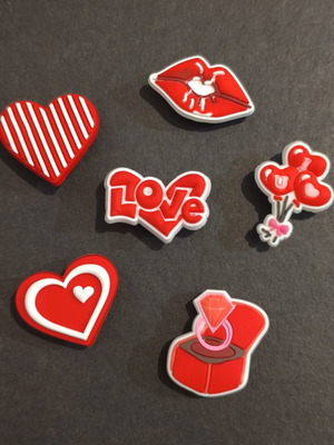 Crocs Charms set like new, red and pink