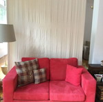 Two-seater sofa fuchsia like new