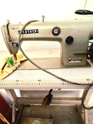 Brother sewing machine used, professional