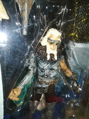 Mezco Captain Nemo 20,000 Leagues Under The Sea 5' φιγούρα καινούργια
