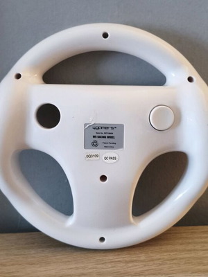 Nintendo Wii steering wheel like new, third party