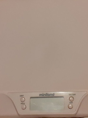 Βρεφική ζυγαριά Miniland σαν καινούργιο