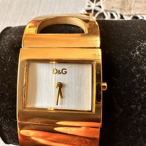 D&G women's cuff bracelet watch, gold