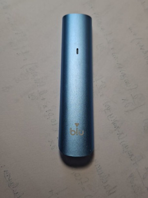 Blu device like new, lightly used