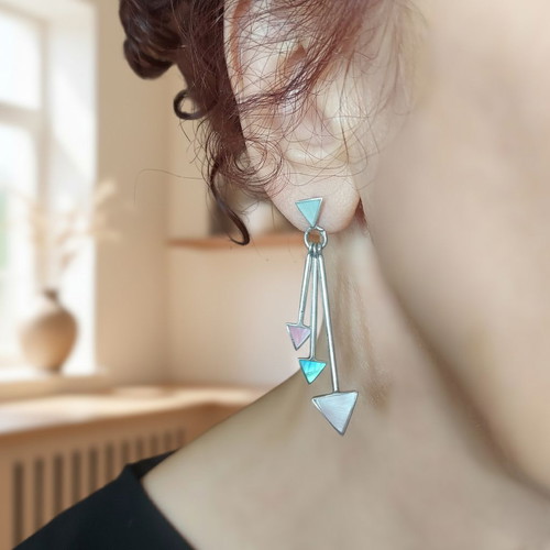 Vintage 925 Silver Earrings with Pink and Mint Pearl like new
