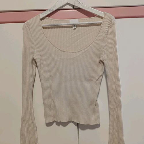 Rib-like H&M blouse like new, beige, size M