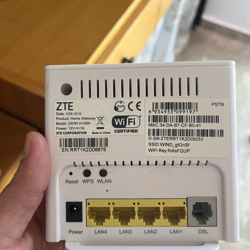 ZTE ZXHN H108N ADSL2+ Wireless Modem Router Wi-Fi 4, 4 Ethernet Ports