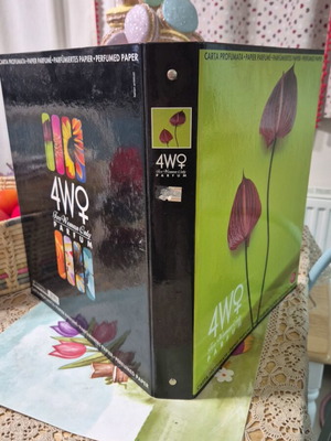 Παιδικά ντοσιέ vintage καινούργια από παλιό βιβλιοπωλείο