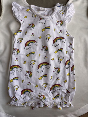 Baby vests for girl pack of 7 like new, 1-3 months