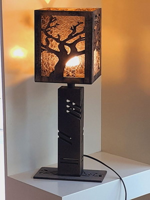 Επιτραπέζιο φωτιστικό σαλονιού από ξύλο και ύφασμα 50εκ