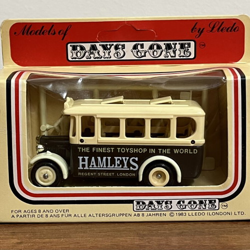 Lledo Models of Days Gone Hamleys Regent Street London diecast bus like new