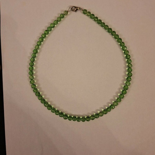Necklace and bracelet like new, green, lengths 40 cm and 21 cm
