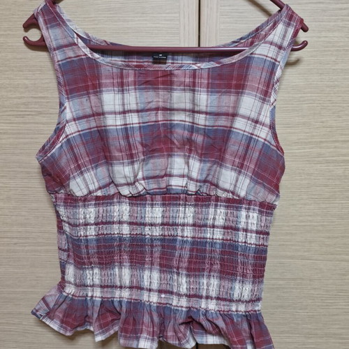 Shein summer sleeveless checkered blouse, never worn