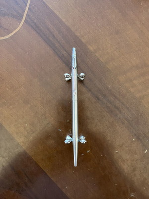 Parker Classic steel pen used, needs refill