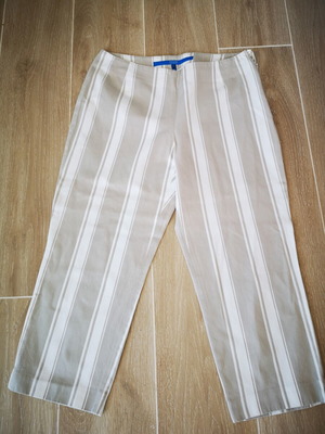 Escada Sport Capri Trousers Beige and White Stripe Size 42 like new